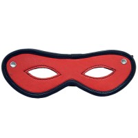 Червена маска за очи с отвори